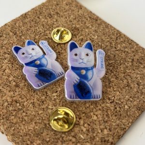 Pin base acrílico con adhesivo DTF y resina transparente